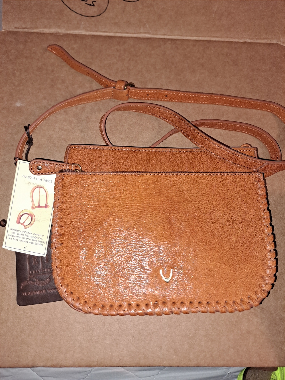Hidesign NWT Tan Leather Crossbody Bag - Picture 2 of 5